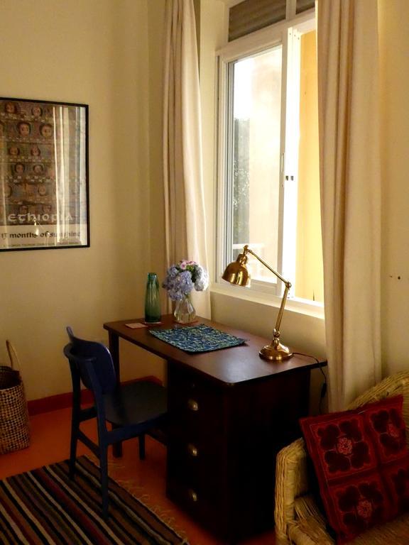 Pineapple Guest House Entebbe Extérieur photo